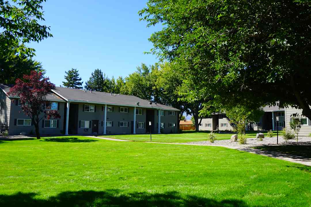 Lincoln Garden Apartments - Sparks Nv 89431