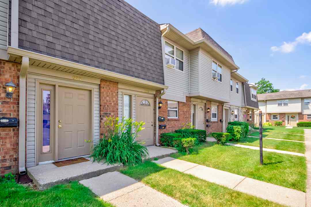 Twin Lakes 616 Ransburg Dr S Carmel, IN Apartments for Rent Rent.