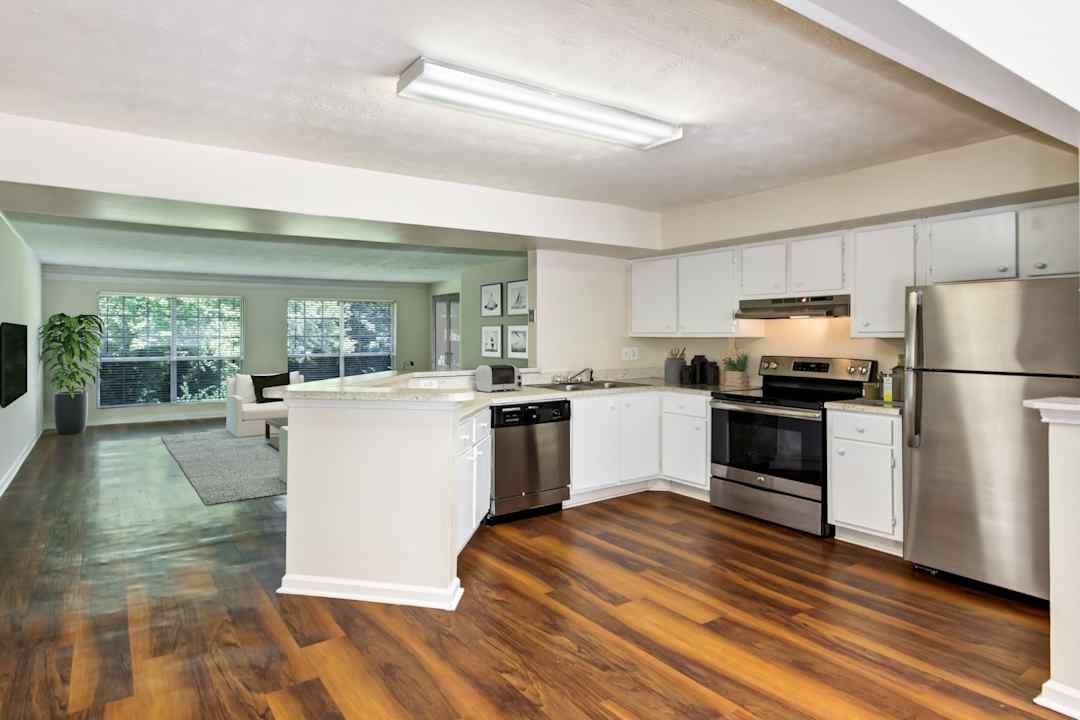 peachtree park apartments reviews