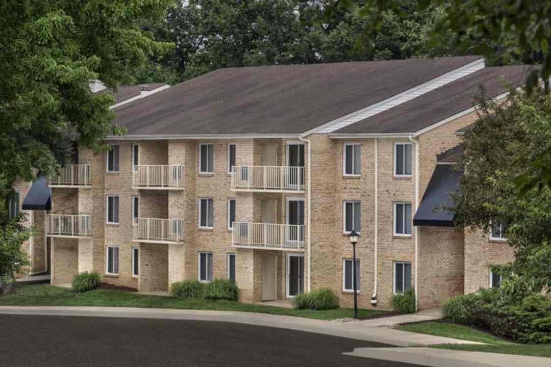 Colvin Woods Apartments - Reston Va 20190