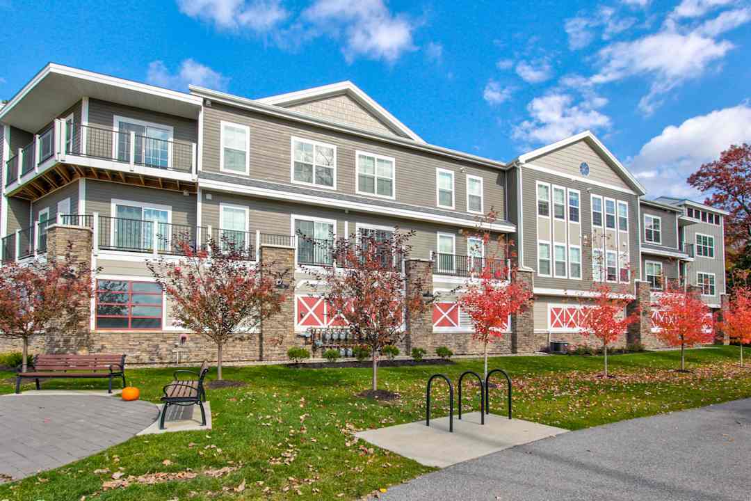 246 w avenue apartments 246 west ave saratoga springs ny apartments for rent rent com