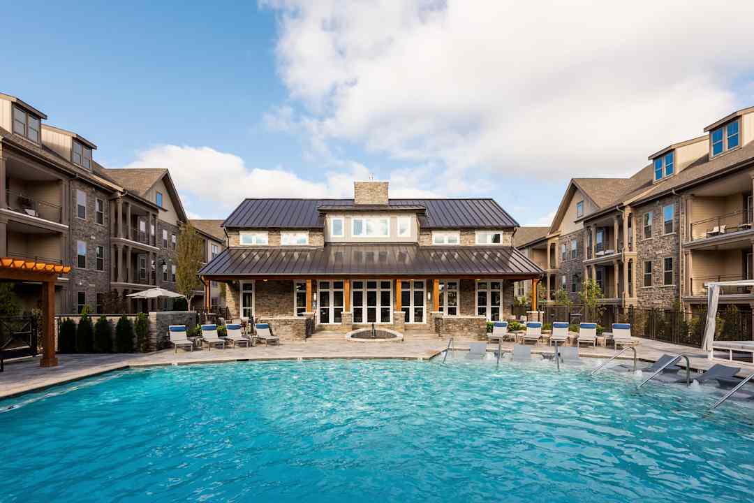 The Retreat At Iron Horse Apartments - Franklin Tn 37069