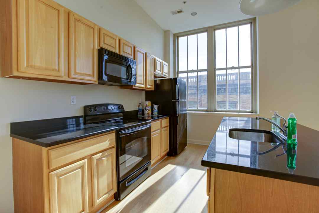 City View Lofts 2315 Saint Paul St Baltimore Md Apartments For Rent Rent Com