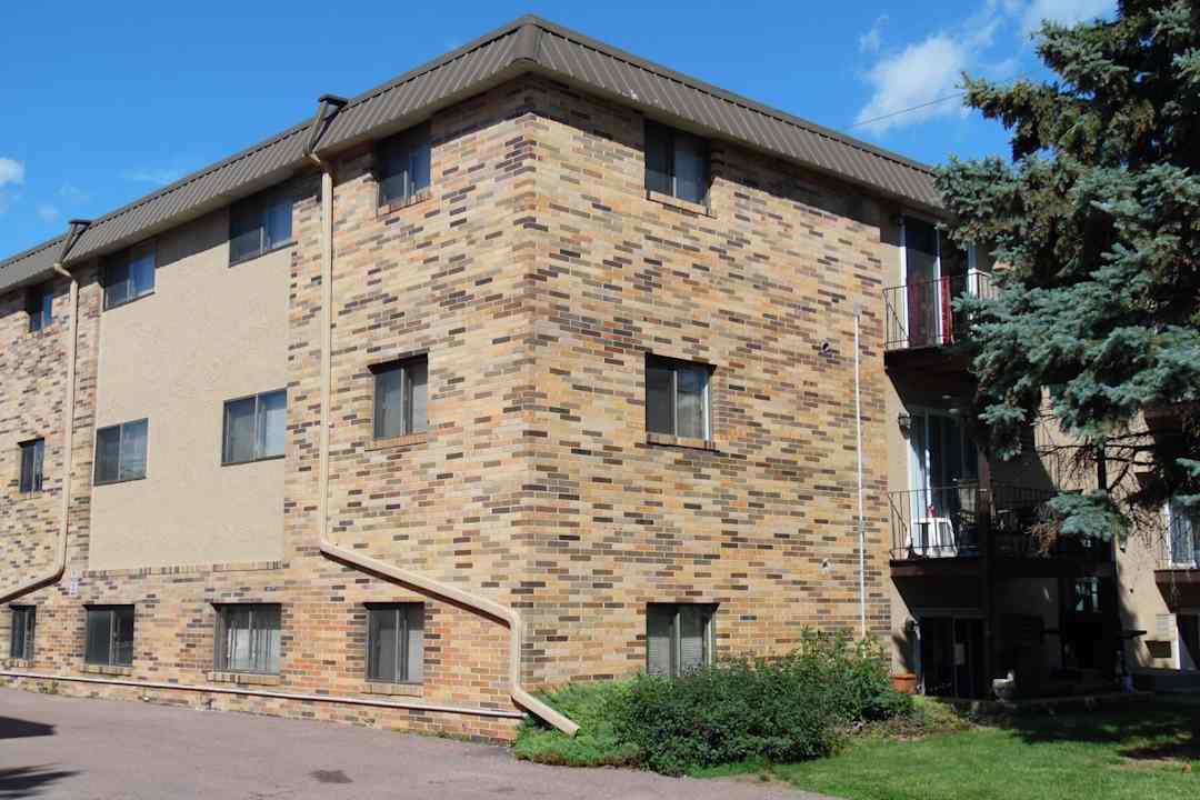 Arnolds Park 812 W Bailey St Sioux Falls Sd Apartments For Rent Rent Com