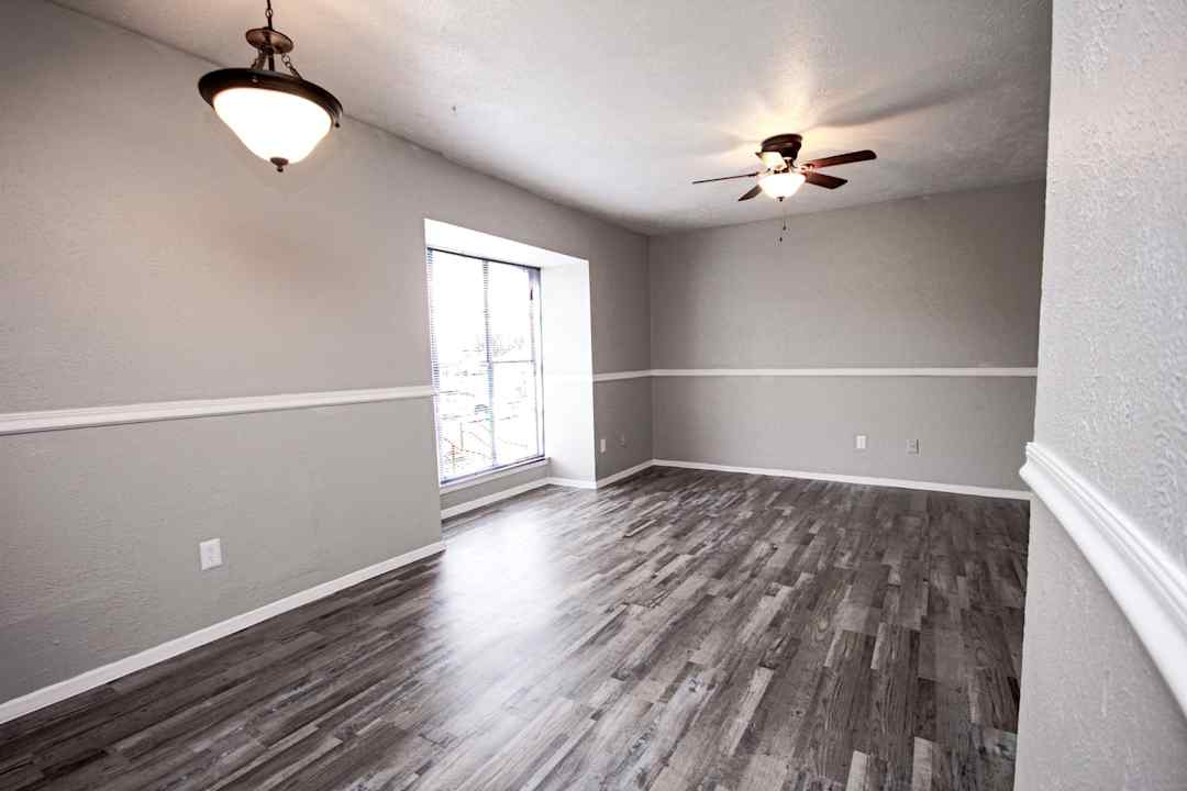 Highland Hills Apartments - Dallas Tx 75241