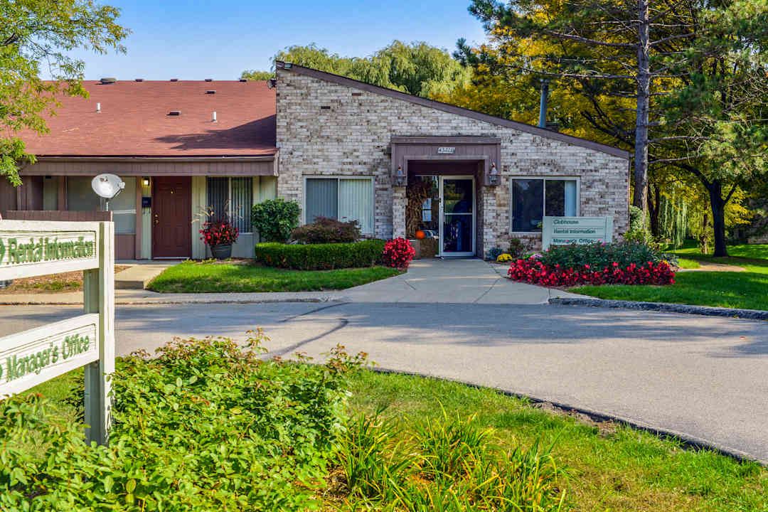Spring Hill 45710 Spring Ln Shelby Township Mi Apartments For Rent Rent Com