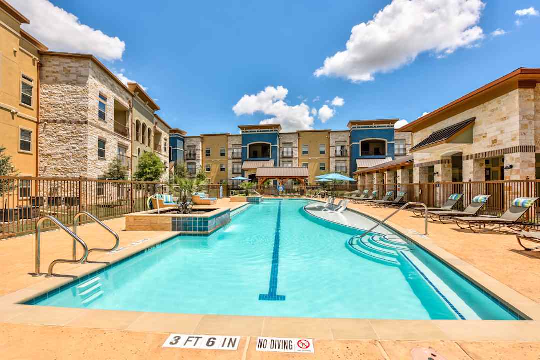 The Loop 3400 N Loop 336 W Conroe Tx Apartments For Rent Rent Com