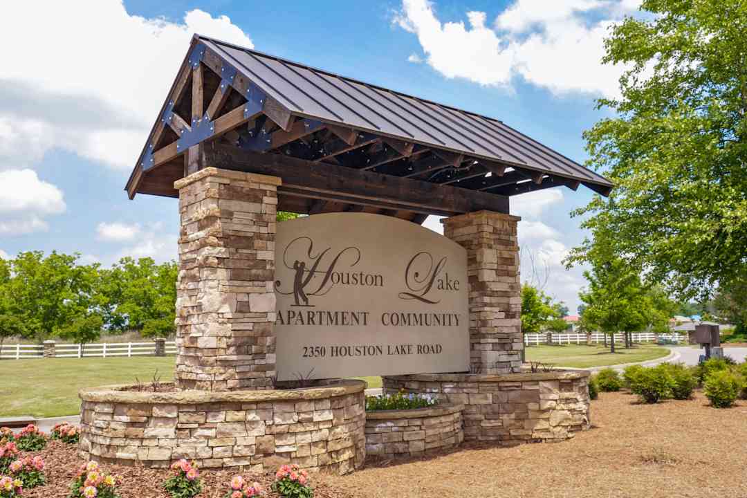 Houston Lake Apartment Community - Kathleen Ga 31047