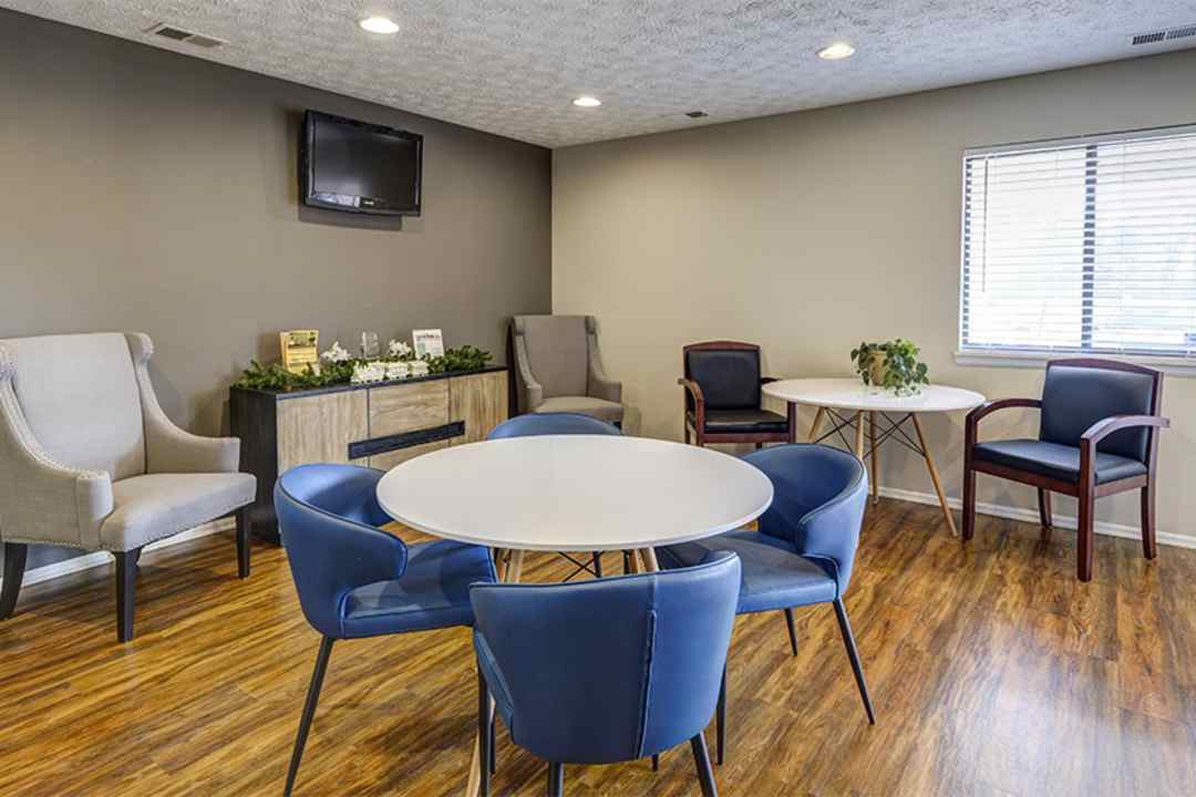 mann village 4010 mann village rd indianapolis in apartments for rent rent com