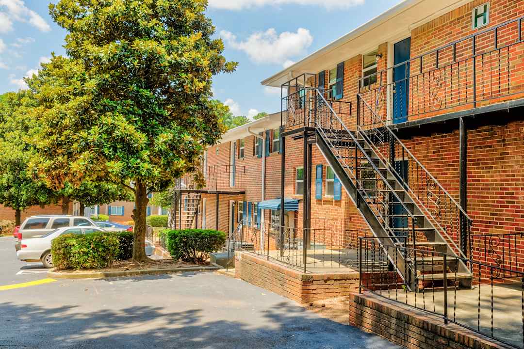 The Flats At 1204 1204 Veterans Memorial Hwy Mableton Ga Apartments For Rent Rent Com