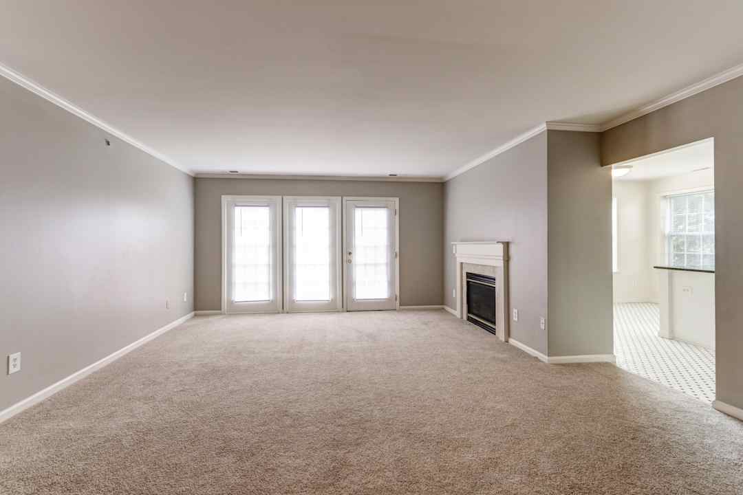 Regents Club Of Troy 2751 Melcombe Cir Troy Mi Apartments For Rent Rent Com