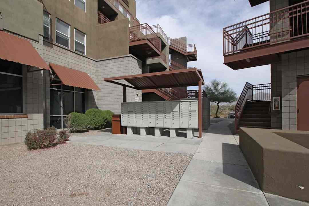 the seasons apartments tucson