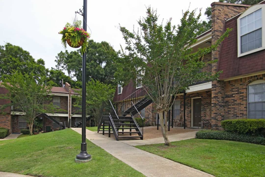 Skyline Country Club Apartments - Mobile, AL 36693