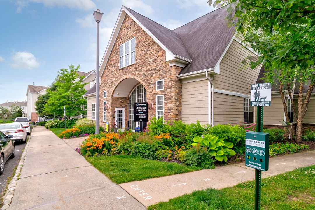 Camelot at La Mer I & II 20 Pointe Of Woods Dr N Parlin, NJ