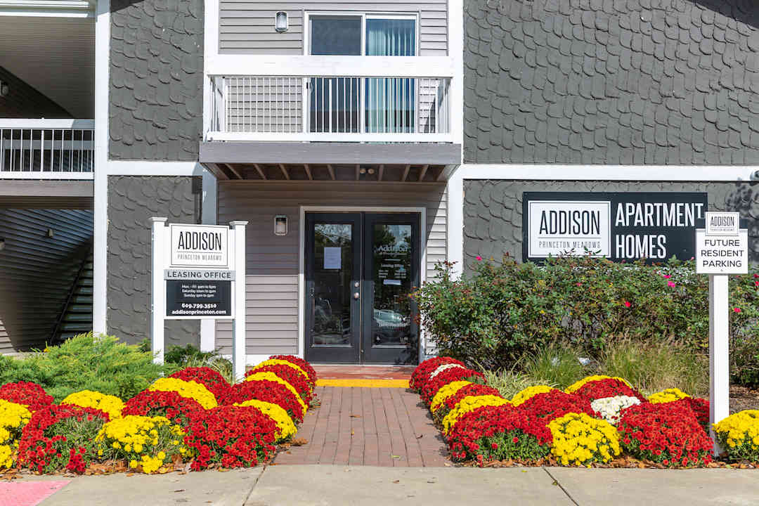 Addison At Princeton Meadows 2821 Pheasant Hollow Dr Plainsboro Nj Apartments For Rent Rent Com