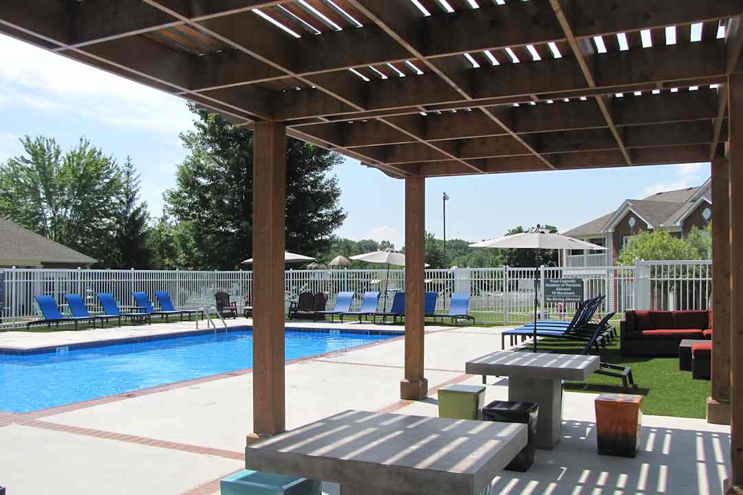 Steeplechase Apartments 3400 S Sare Rd Bloomington, IN Apartments