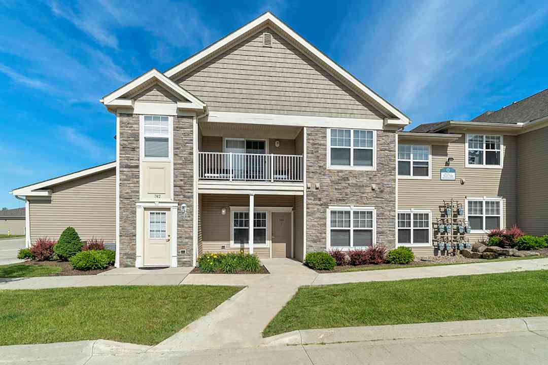 the village at cobblestone court apartments painesville oh 44077