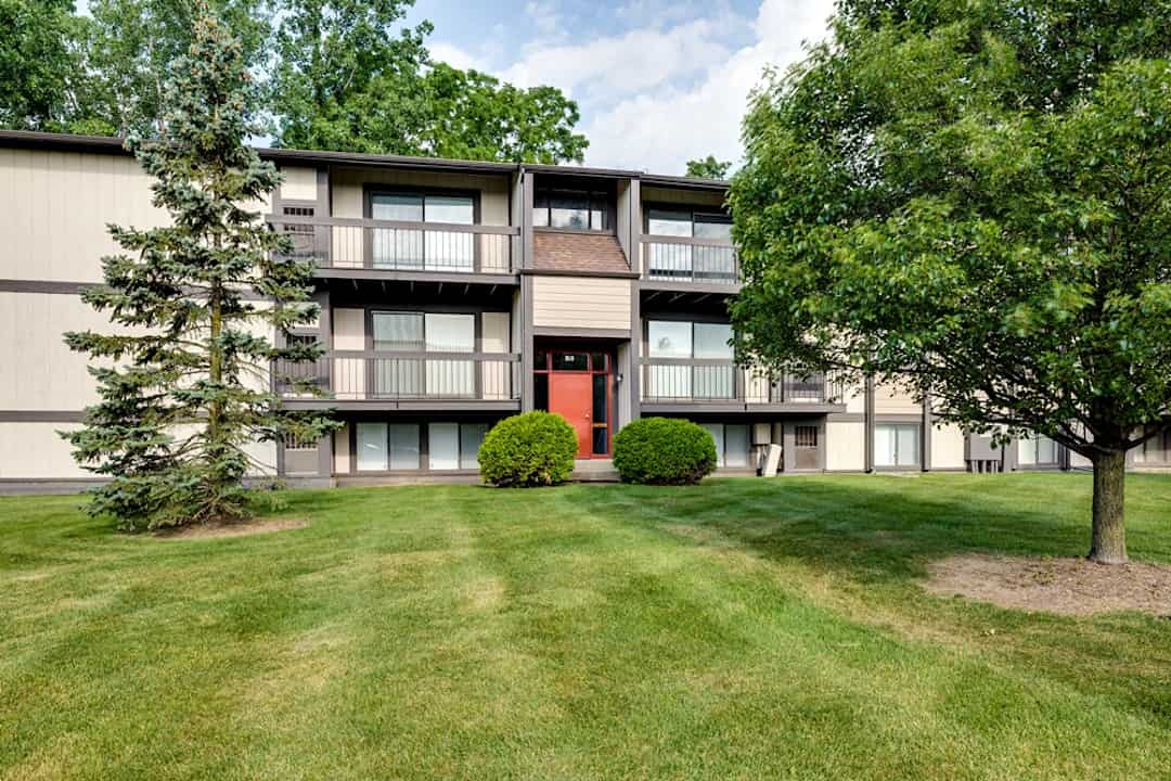 The Trilogy Apartments 10910 Independence Ln Belleville Mi Apartments For Rent Rent Com