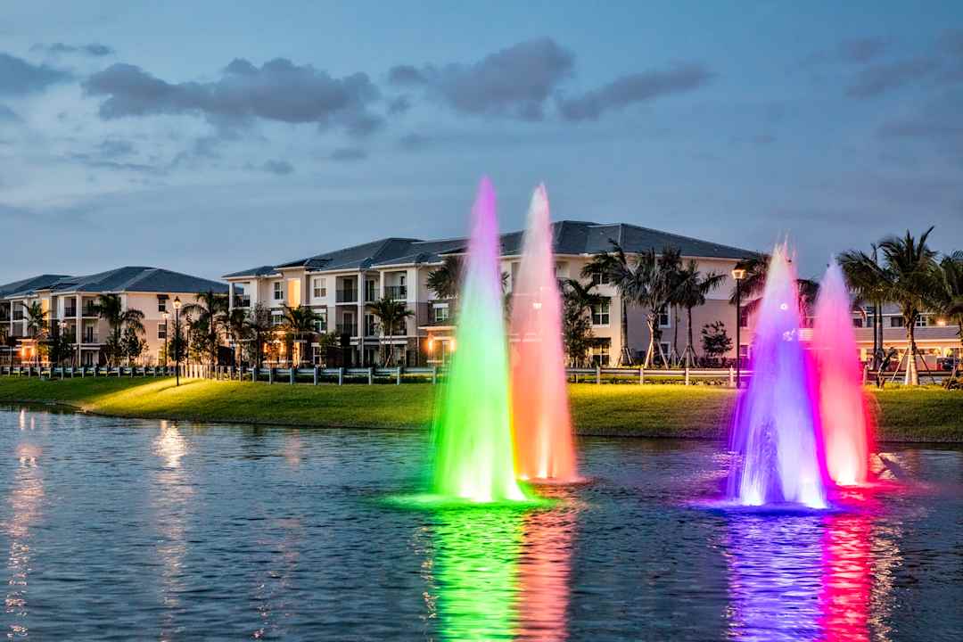 Reserve At Coral Springs Townhomes 9001 W Sample Rd Coral Springs Fl Apartments For Rent Rent Com