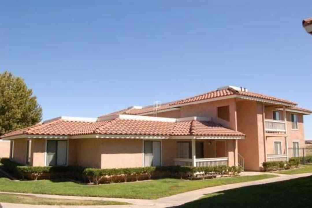 torrey pines apartments lancaster ca 93536