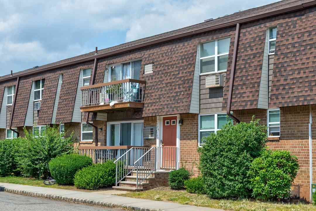 Woodbridge Village Apartments Avenel, NJ 07001