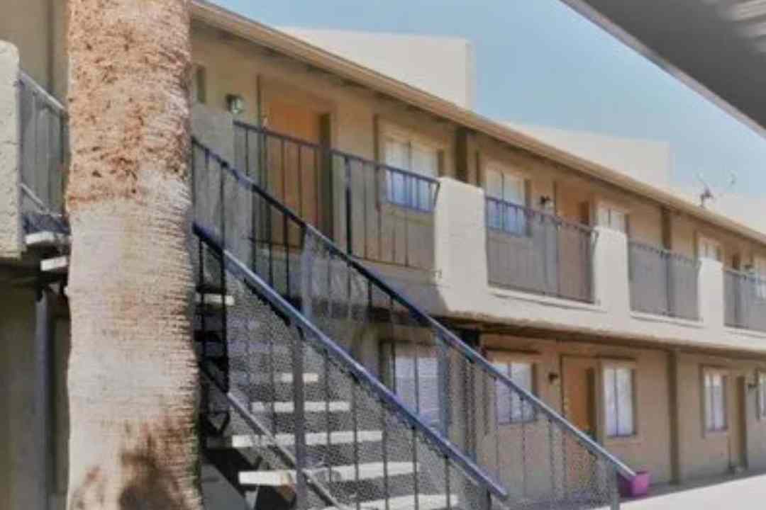Casitas Robles 2233 N 36th St Phoenix Az Apartments For Rent Rent Com