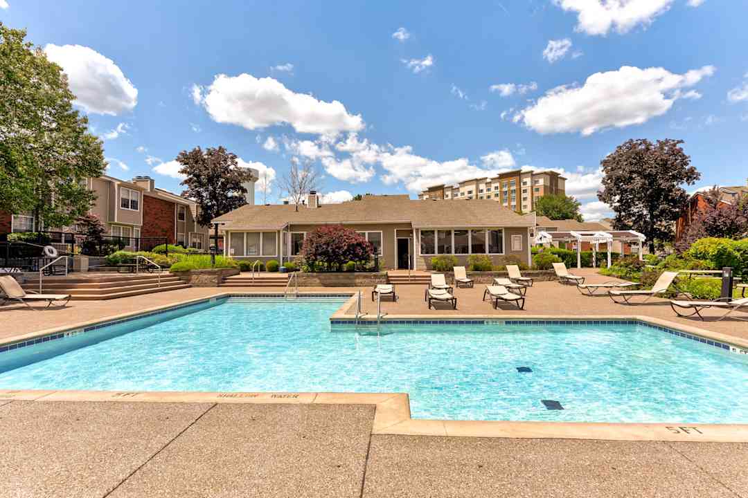 Chestnut Ridge 3200 Chestnut Ridge Dr Pittsburgh Pa Apartments For Rent Rent Com