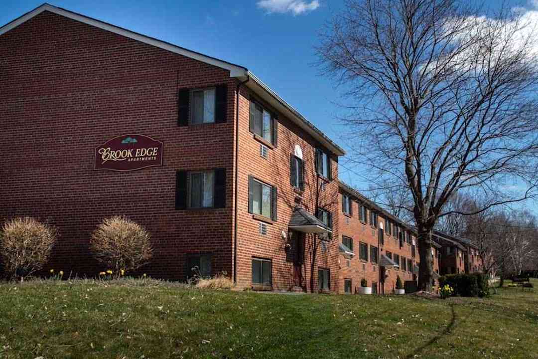 93 Cheap Apartment complexes in chicopee ma With Flat Design