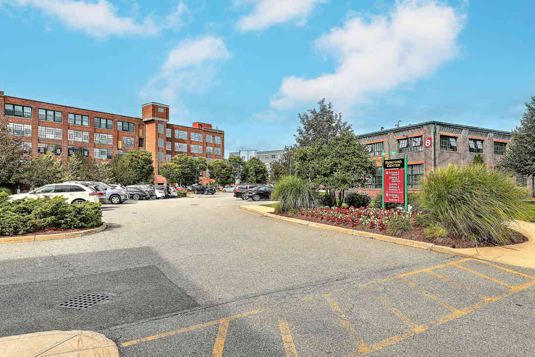 Rumford Center Apartments Rumford, RI 02916