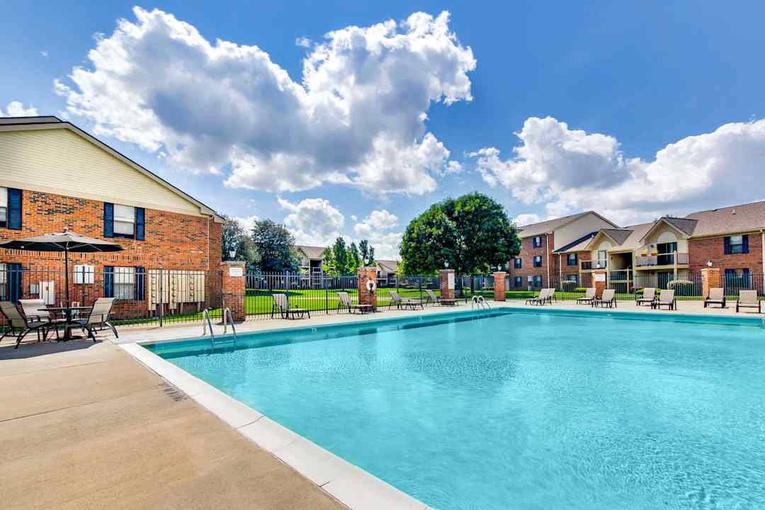 Dovetree Apartments 5480 Dovetree Blvd Moraine Oh Apartments For Rent Rent Com