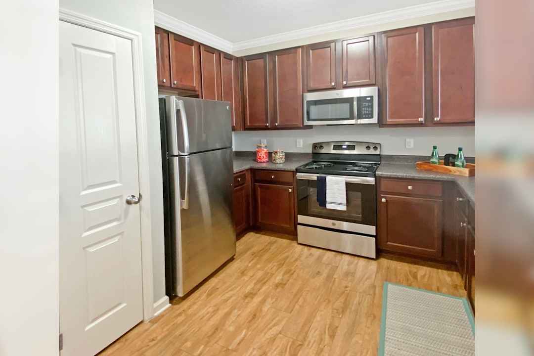 Grand Oaks At Ogeechee River 5806 Ogeechee Rd Savannah Ga Apartments For Rent Rent Com