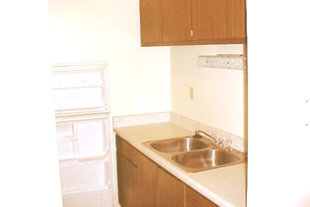 Laurel Gardens Apartments - Marshfield Wi 54449