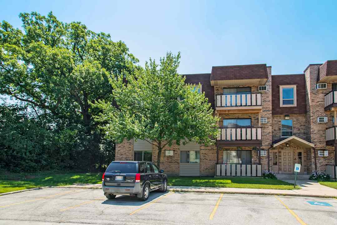 Edgewater Walk Apartments - Tinley Park Il 60477