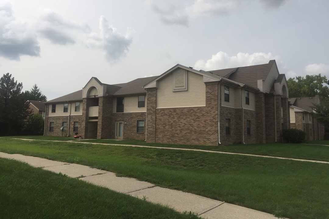 18 Falcon creek apartments indianapolis info