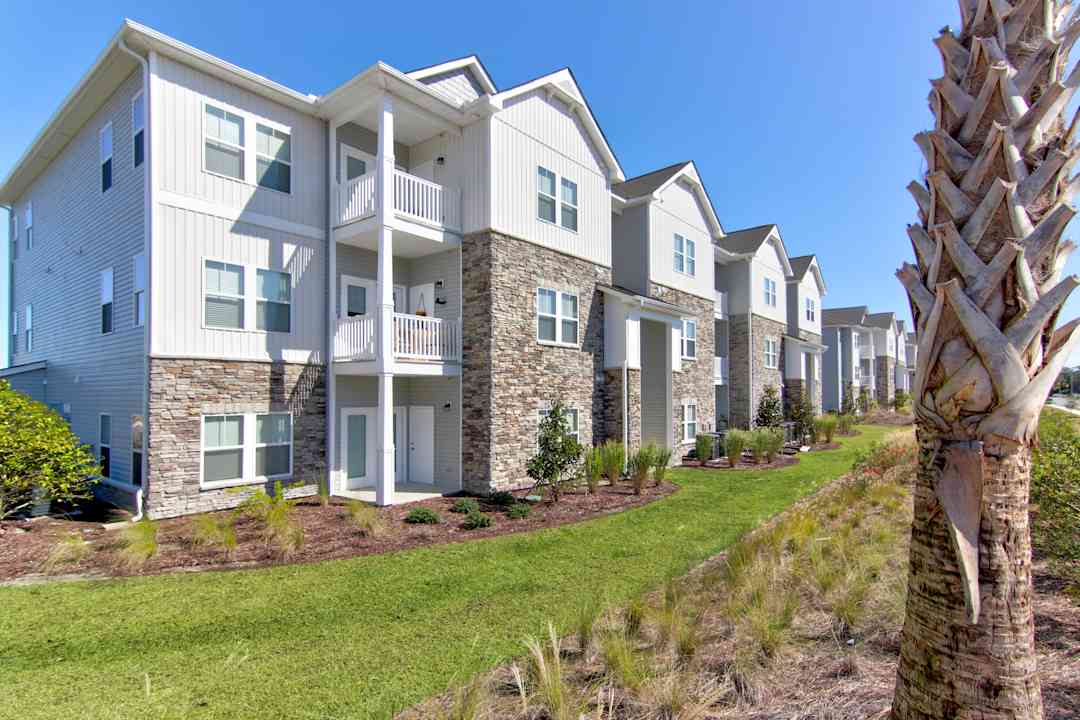 hawthorne at the bend apartments hampstead nc 28443