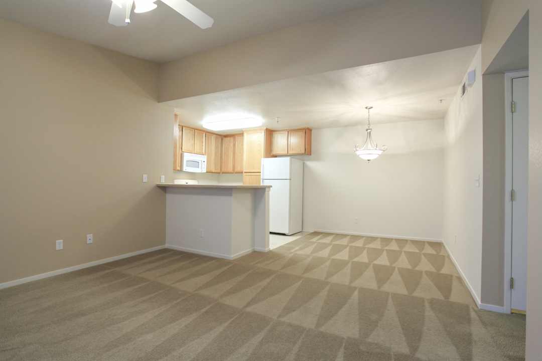 park meadows apartments bakersfield