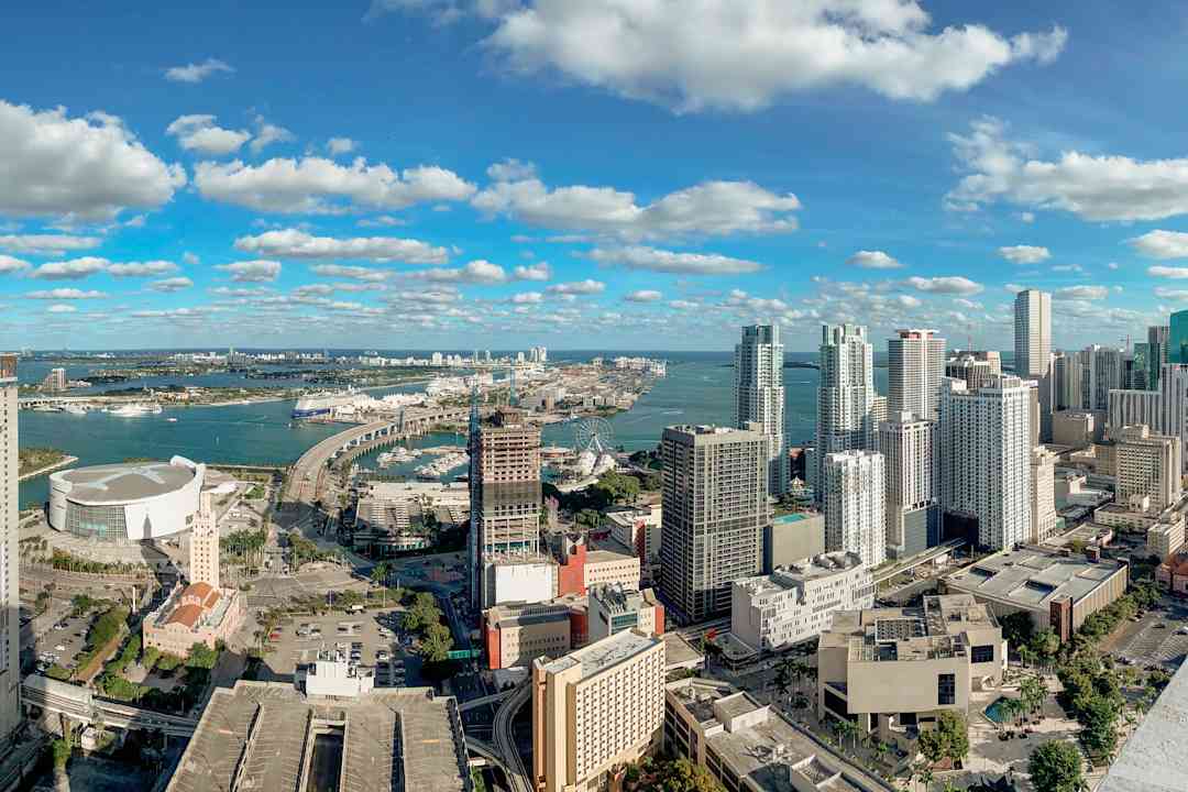 Downtown 5th - 55 Ne 5th St Miami Fl Apartments For Rent Rentcom