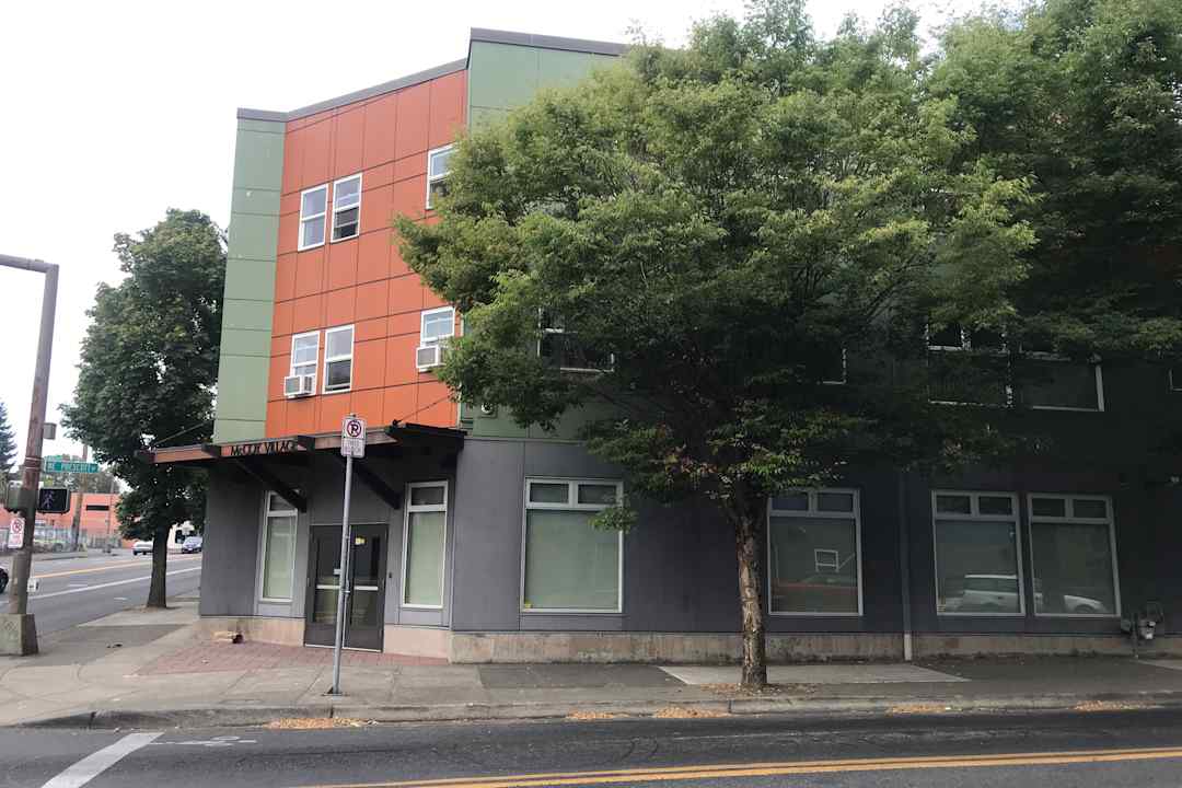 mccoy village apartments portland or 97211