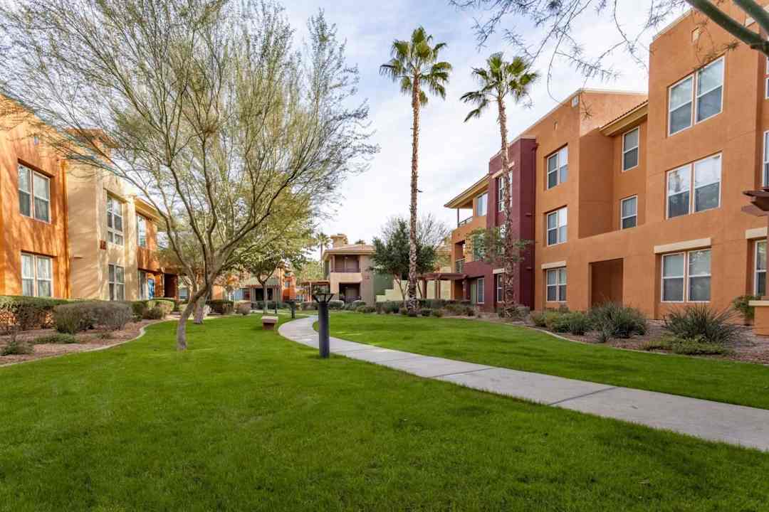 villagio apartment homes la quinta