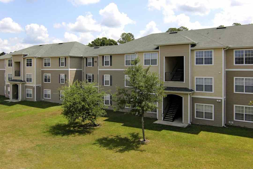 whispering oaks apartments starke fl 32091