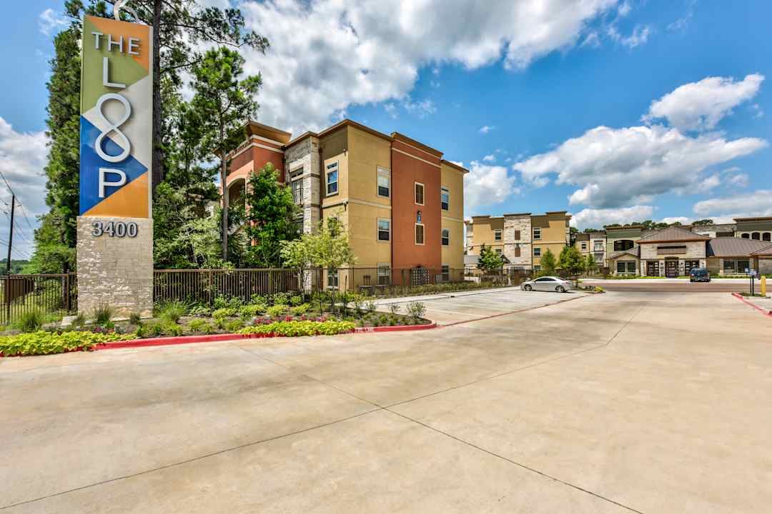 The Loop 3400 N Loop 336 W Conroe Tx Apartments For Rent Rent Com
