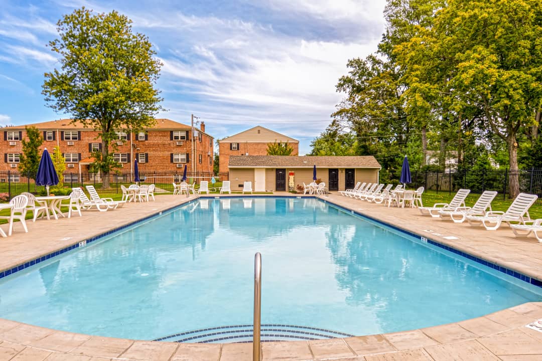 SDK Stratford Apartments - 3120 Naamans Rd | Wilmington, DE Apartments ...