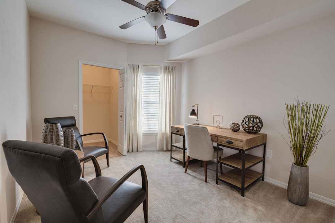 Andover Place 10202 Altavista Ave Tampa Fl Apartments For Rent Rent Com