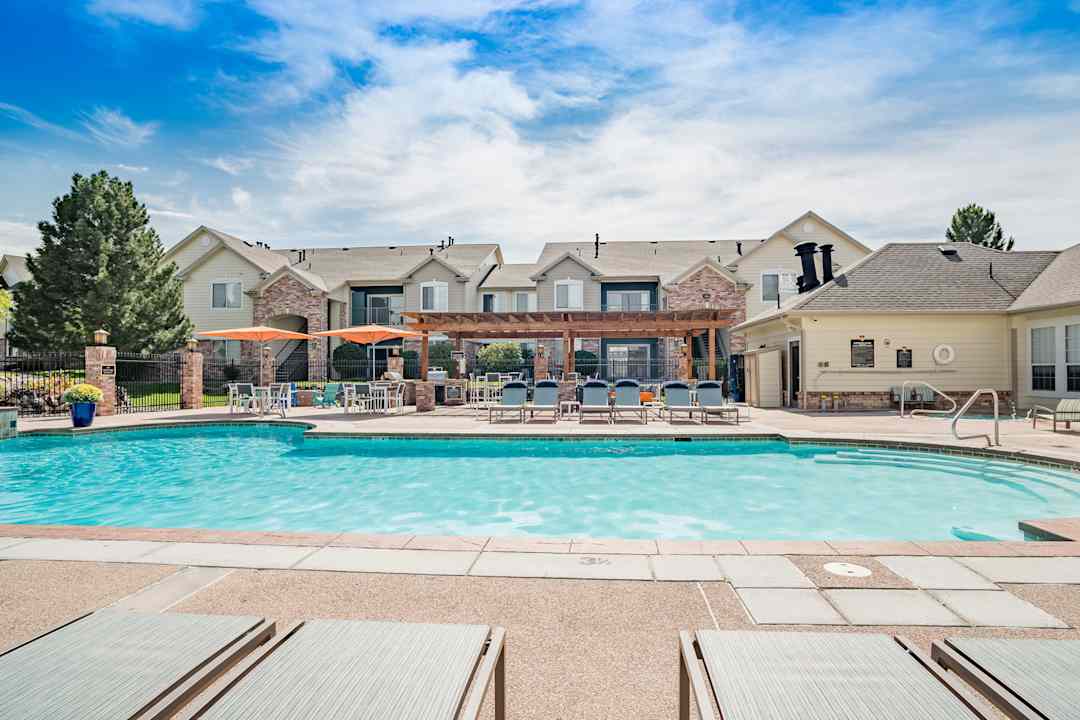 regatta apartments northglenn co 80233