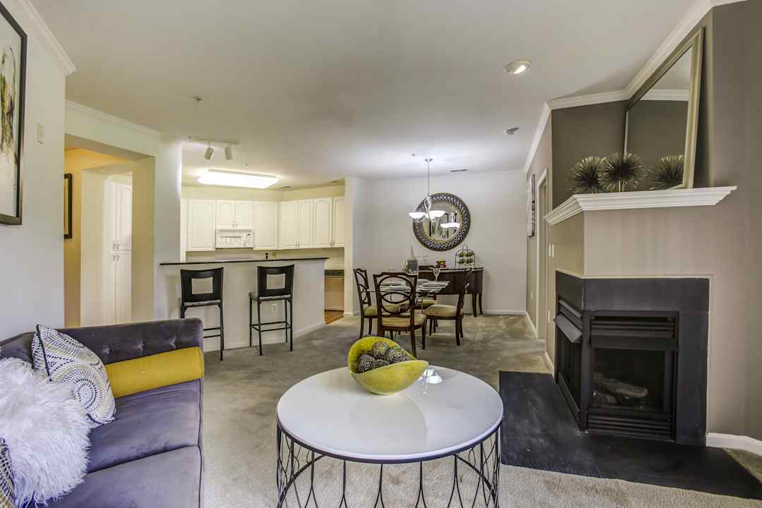 Greenwich Place At Town Center 10090 Mill Run Cir Owings Mills Md Apartments For Rent Rent Com