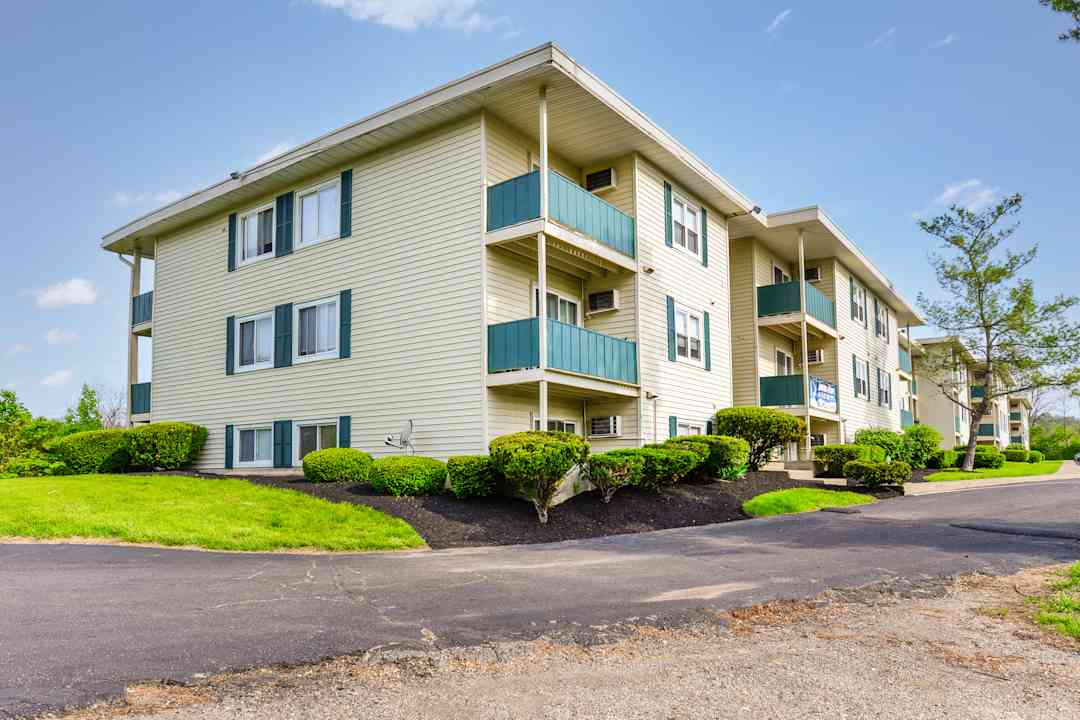 Winton Woods Apartments 4880 Winton Rd Cincinnati Oh Apartments For Rent Rent Com