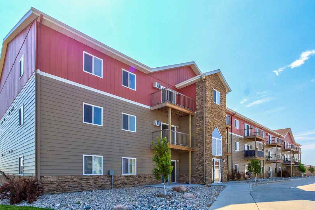 hidden pointe apartments fargo nd 58104