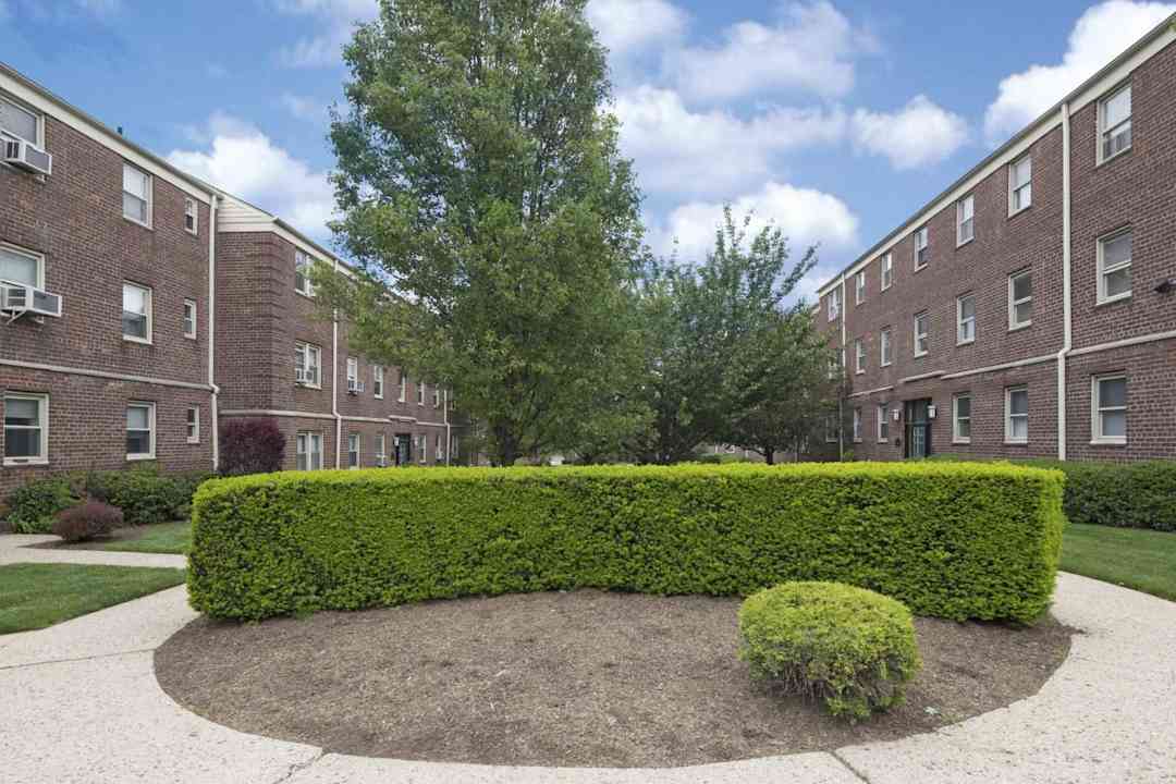 boulevard gardens apartments bayonne nj 07002