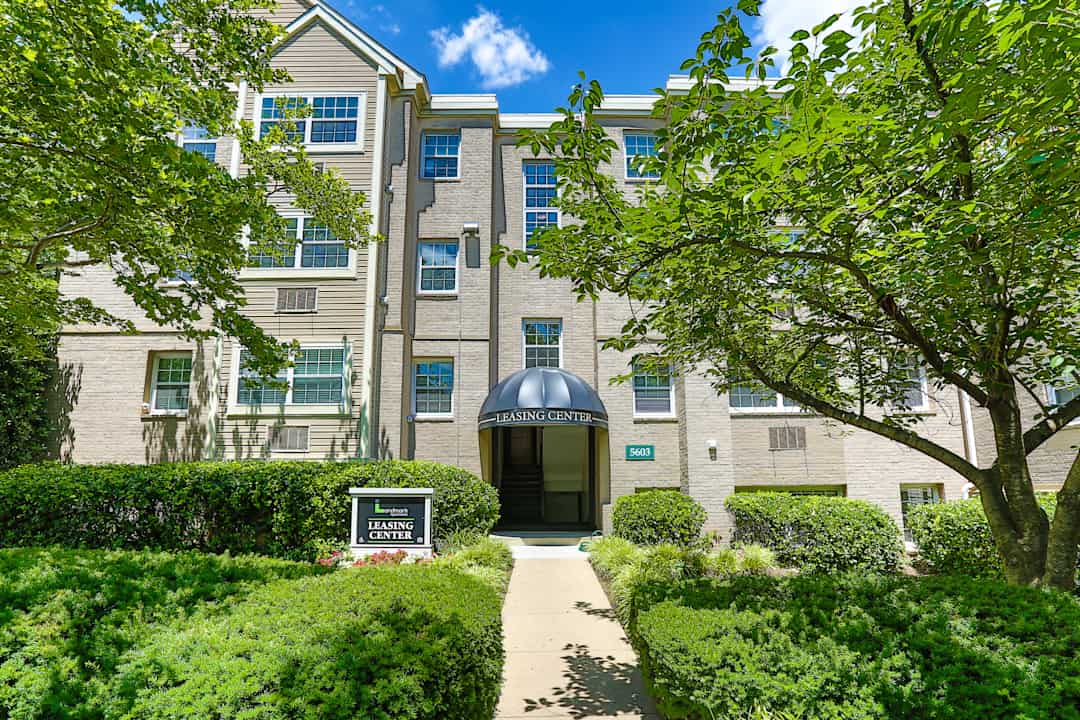 landmark apartments 5603 cypress creek dr hyattsville md apartments for rent rent com
