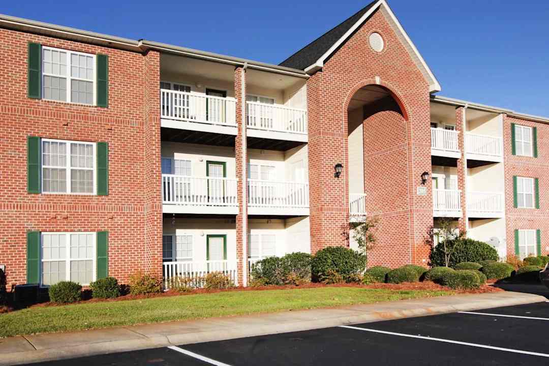 charles pointe apartments 201 millstone rd florence sc apartments for rent rent com